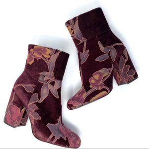 STEVE MADDEN Goldie Floral Block Heel Bootie SZ 9